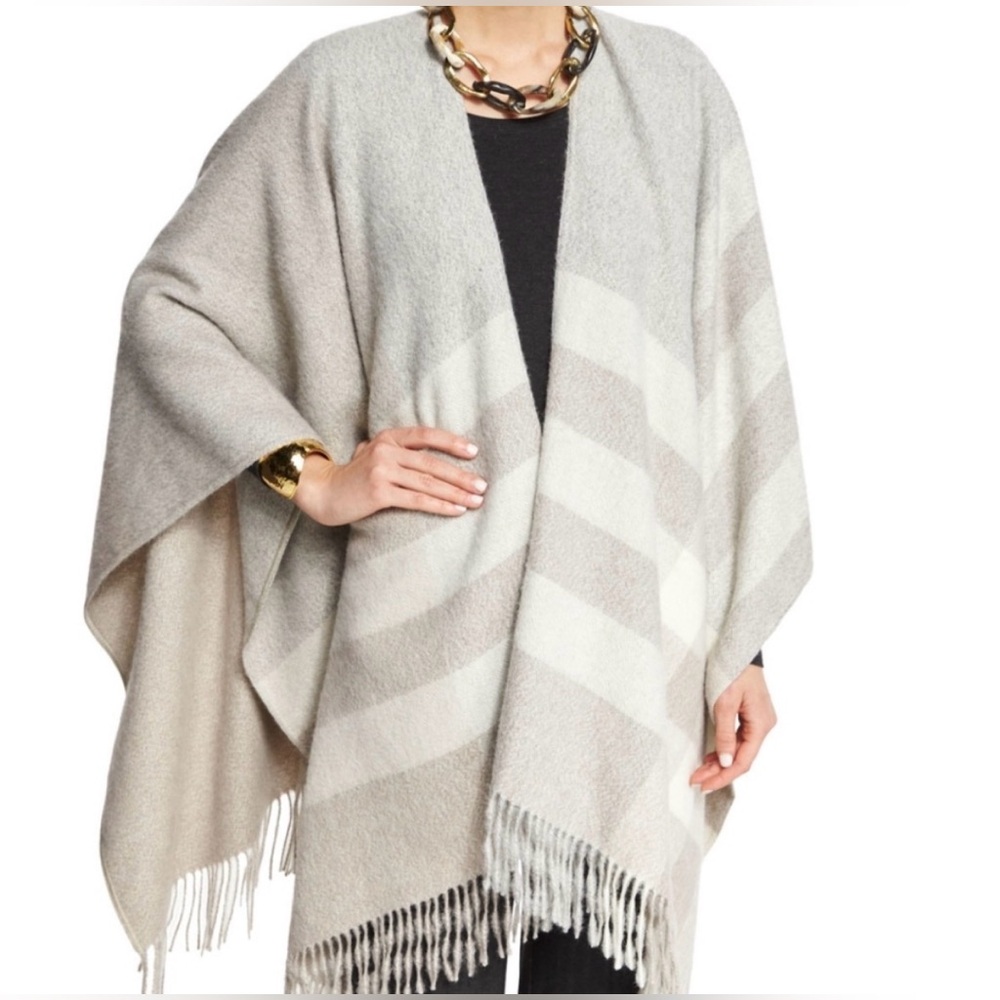 Eileen Fisher Poncho Wrap Shawl 100% Alpaca Blanket Ruana